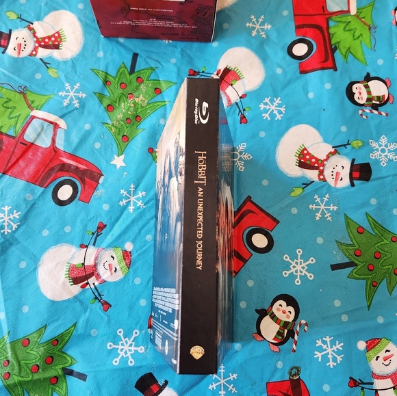 The Hobbit & The Lord of the Rings Book Set and Bluray DVD Movie Bundle 2012 J.R - Picture 12 of 16